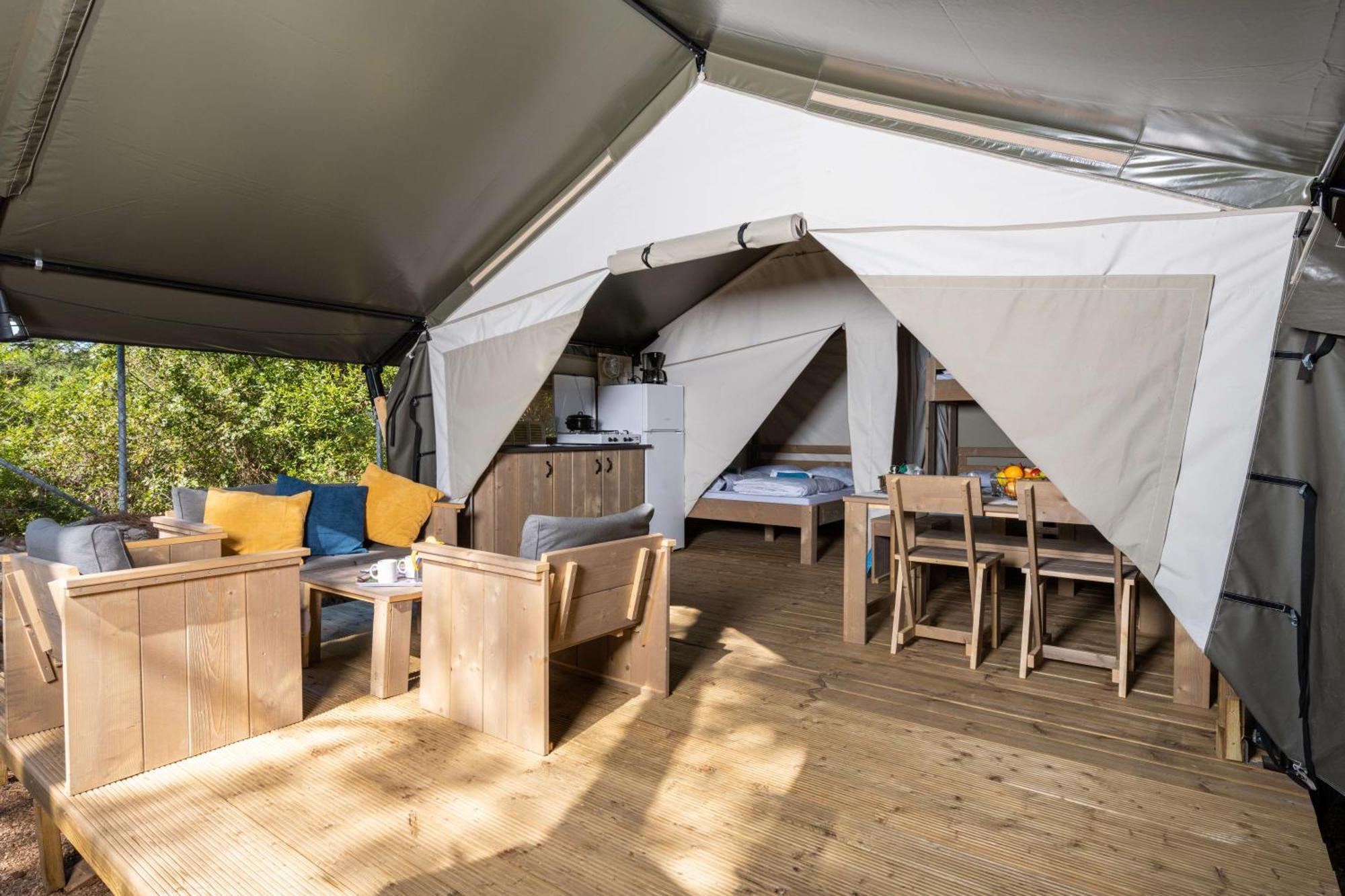 Easyatent Safari Tent Comfort Krk คิร์ก ห้อง รูปภาพ