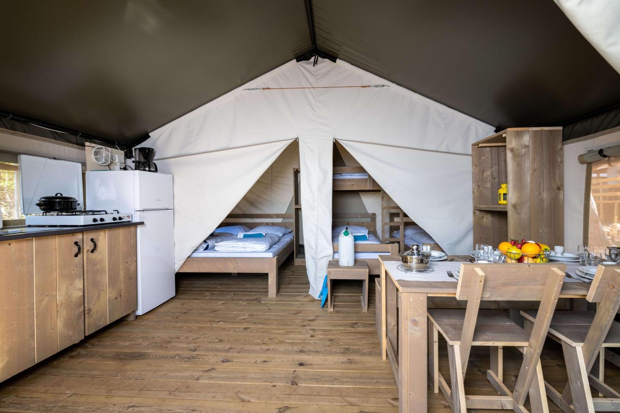 Easyatent Safari Tent Comfort Krk คิร์ก ห้อง รูปภาพ