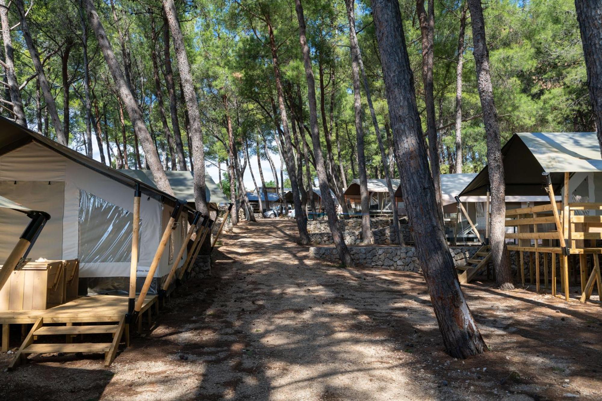 Easyatent Safari Tent Comfort Krk คิร์ก ห้อง รูปภาพ